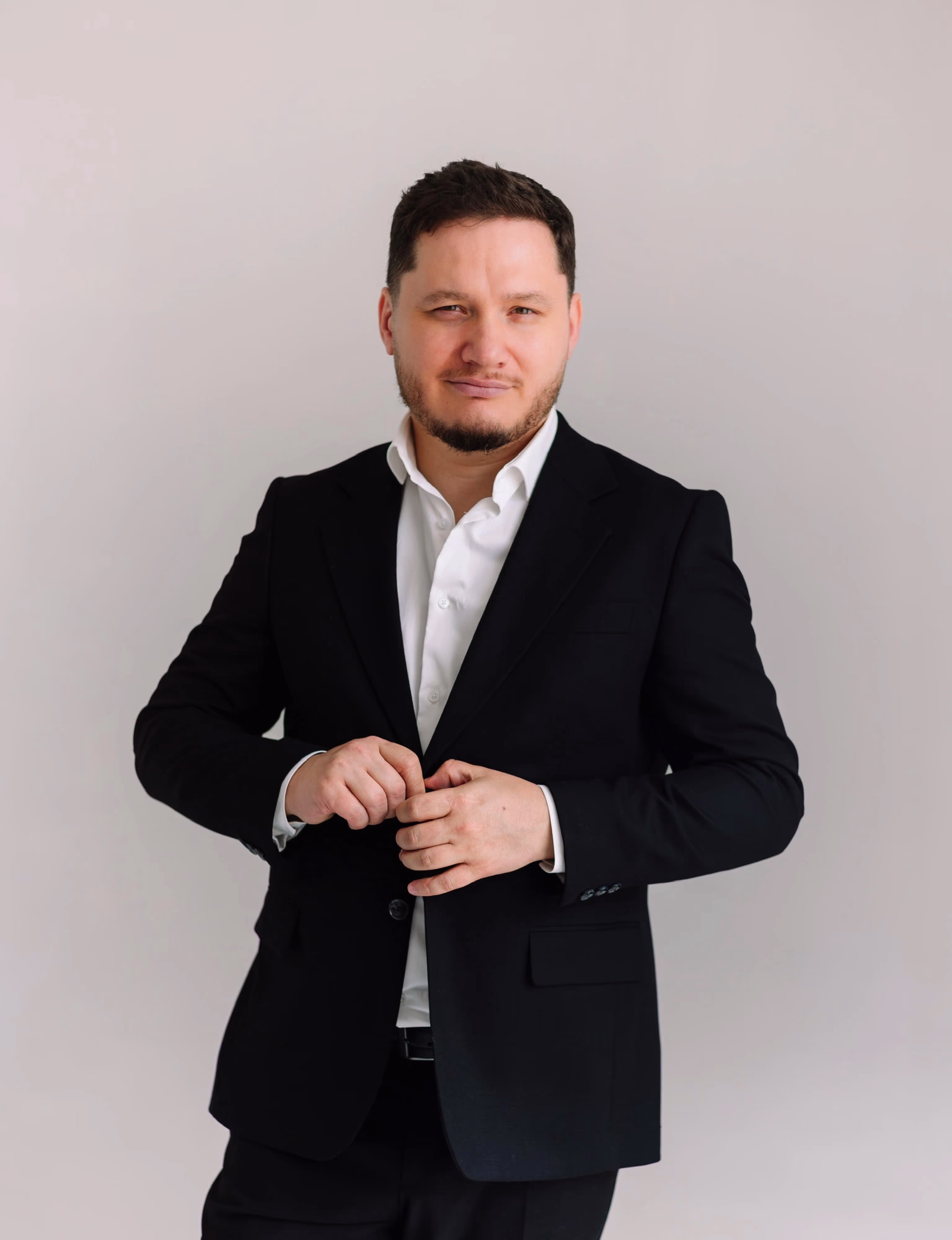 Антон Садиков